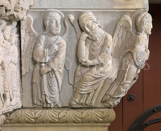 Art Roman. Arles Portail Saint Trophime. Songe de Joseph._